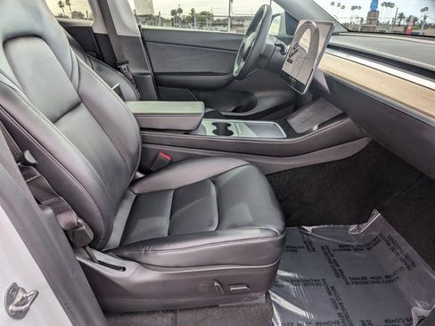 Used 2021 Tesla Model Y Performance image 20