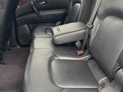 Used 2020 Nissan Armada SL w/ Premium Package image 11