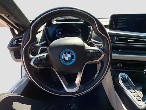 Used 2015 BMW i8 Base image 31