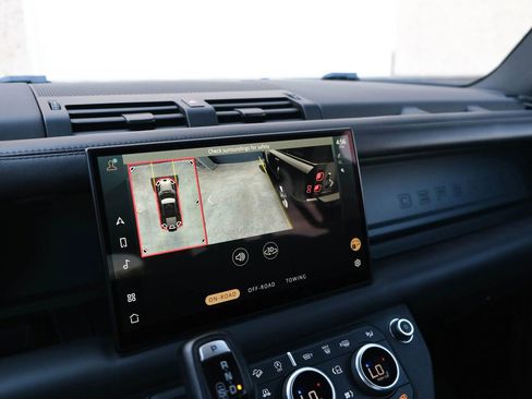 Used 2023 Land Rover Defender 110 X image 49