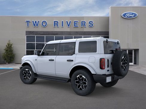 New 2026 Ford Bronco Outer Banks AWD/4WD image 4
