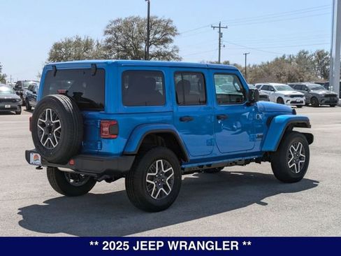 New 2025 Jeep Wrangler Unlimited Sahara w/ Technology Group AWD/4WD image 5