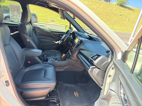 Used 2022 Subaru Forester Wilderness w/ Wilderness Package AWD/4WD image 30