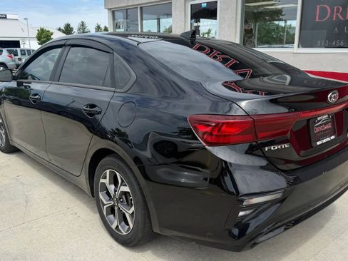 Used 2019 Kia Forte LXS FWD image 4