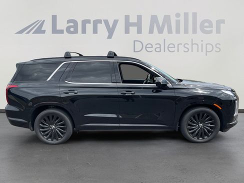 Used 2025 Hyundai Palisade Calligraphy AWD/4WD image 6
