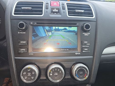 Used 2018 Subaru Forester 2.5i image 12