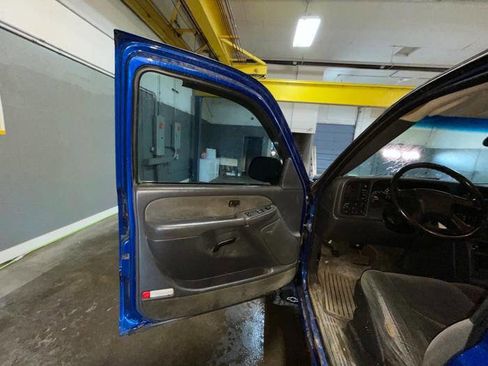 Used 2003 Chevrolet Silverado 1500 LS w/ Off-Road Package image 22