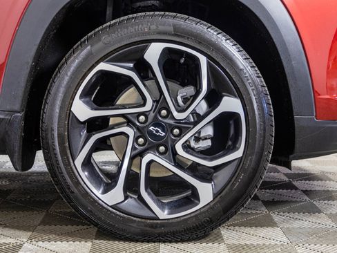 Used 2024 Chevrolet Trax RS w/ Driver Confidence Package FWD image 51