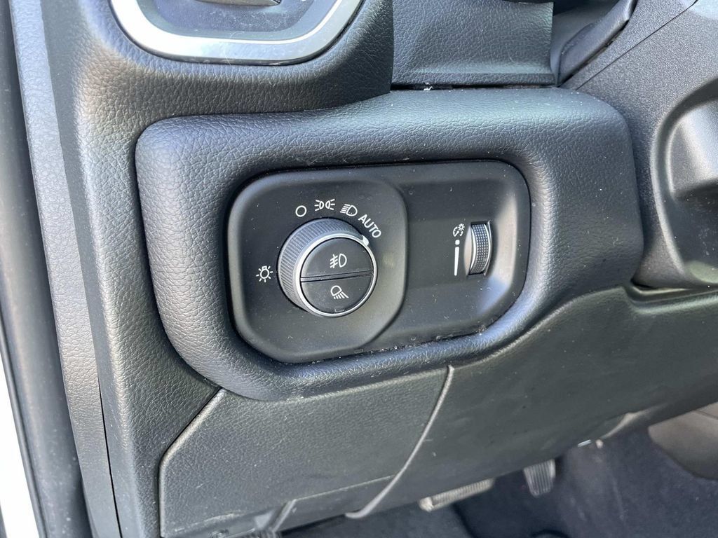 Used 2026 RAM 2500 Big Horn AWD/4WD image 39
