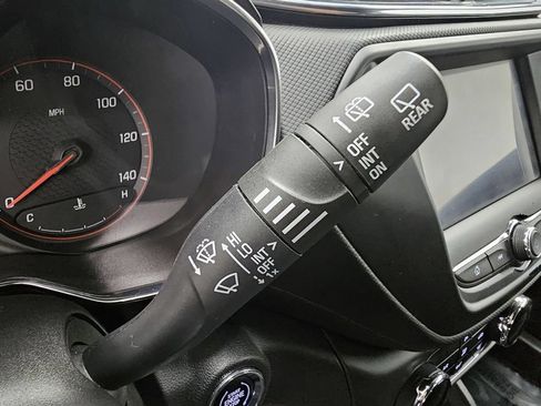 Used 2023 Chevrolet TrailBlazer RS AWD/4WD image 34
