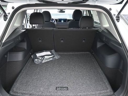 New 2026 Volkswagen Tiguan S image 10