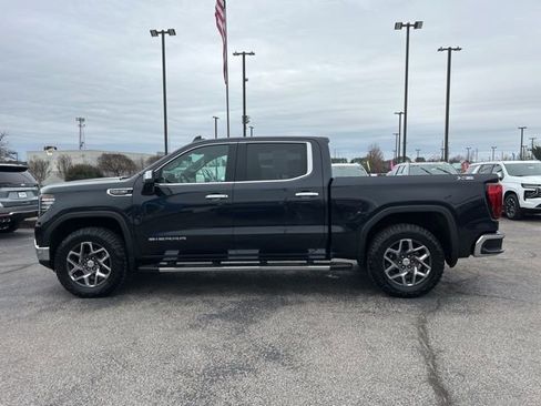 Used 2023 GMC Sierra 1500 SLT w/ SLT Premium Package image 6
