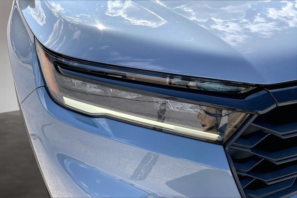 Certified 2025 Honda Pilot Sport image 30