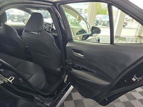 Used 2022 Toyota Corolla SE image 40