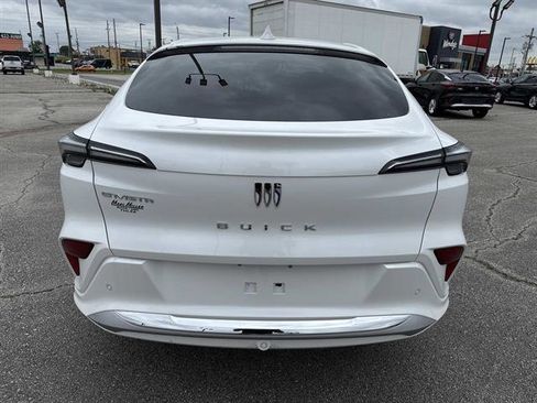 New 2026 Buick Envista Avenir FWD image 5