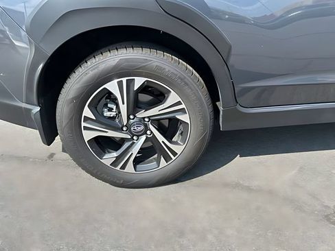 Used 2024 Subaru Crosstrek 2.0i Premium AWD/4WD image 12