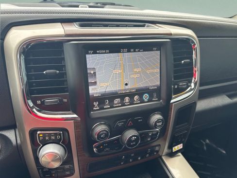 Used 2017 RAM 1500 Laramie w/ Convenience Group AWD/4WD image 12