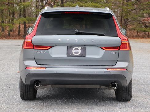 Used 2019 Volvo XC60 T6 Momentum w/ Premium Package image 4