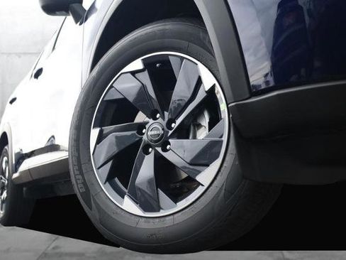 New 2026 Nissan Rogue SV image 3