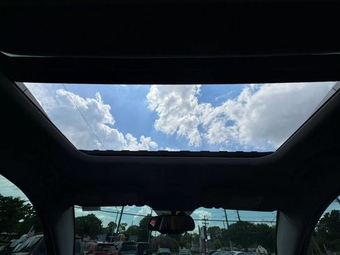 Used 2014 Chevrolet Captiva Sport LT w/ Convenience Package image 25