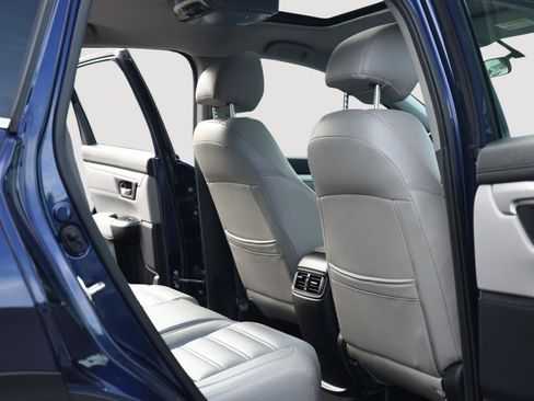 Used 2017 Honda CR-V LX image 19
