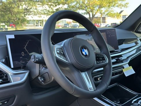 New 2026 BMW X5 xDrive40i w/ M Sport Package image 18