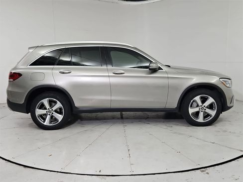 Used 2022 Mercedes-Benz GLC 300 4MATIC image 7
