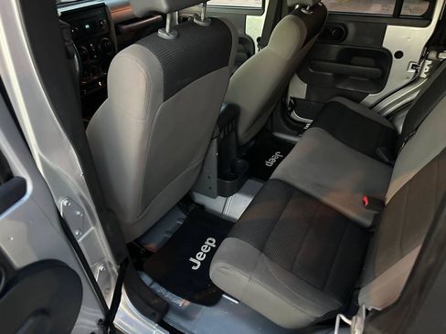Used 2007 Jeep Wrangler Unlimited X RWD image 20