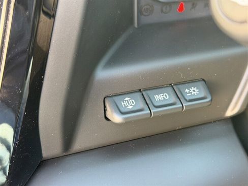 Used 2024 GMC Sierra 3500 AT4 w/ AT4 Premium Plus Package image 37