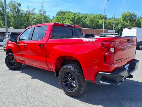 Used 2024 Chevrolet Silverado 1500 LT Trail Boss w/ Convenience Package II AWD/4WD image 6