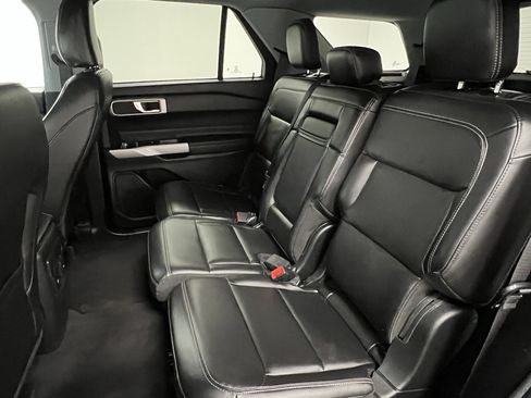 Used 2024 Ford Explorer XLT w/ Equipment Group 202A image 54