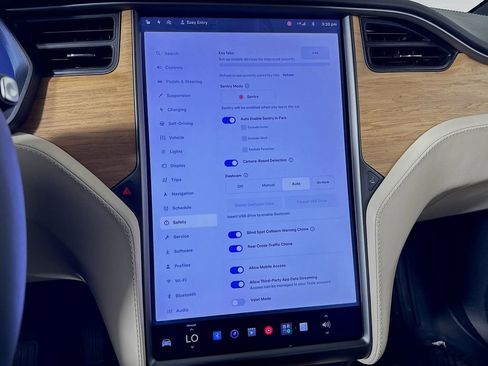 Used 2020 Tesla Model X Long Range AWD/4WD image 38