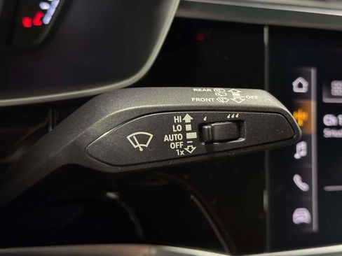 Used 2024 Audi Q3 2.0T Premium Plus w/ Premium Plus Package image 24