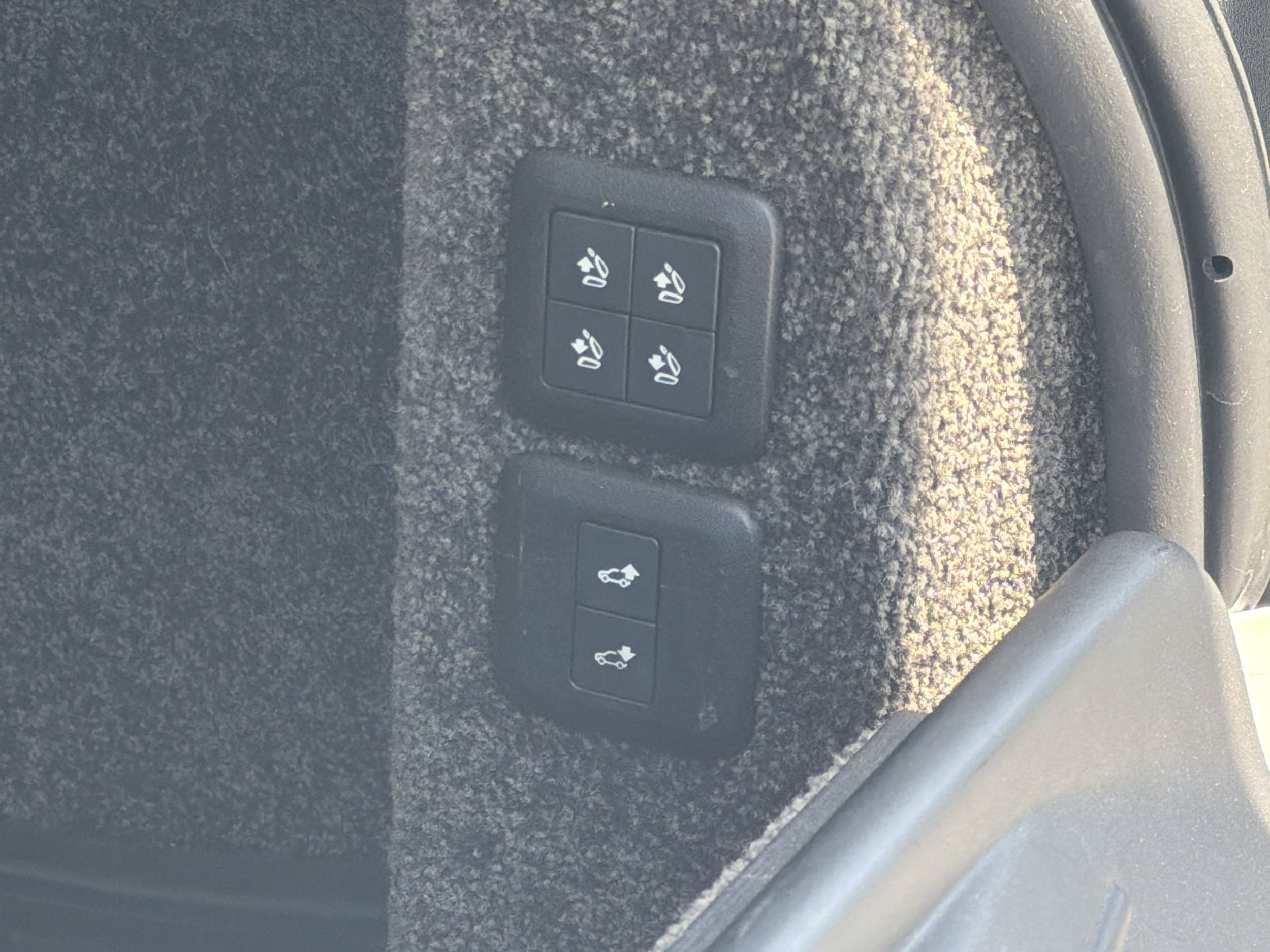 Used 2020 Land Rover Range Rover HSE AWD/4WD image 19
