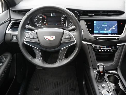 Used 2024 Cadillac XT5 Premium Luxury image 20