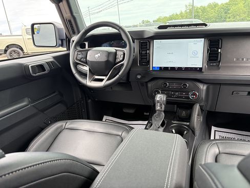 New 2026 Ford Bronco Badlands AWD/4WD image 25