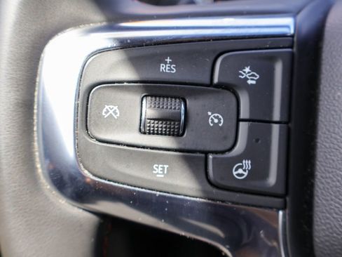 Used 2025 Chevrolet Blazer RS FWD image 12