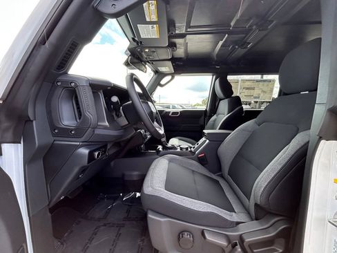 New 2026 Ford Bronco Big Bend AWD/4WD image 9