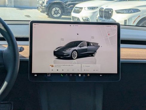 Used 2023 Tesla Model 3 Standard Range image 15