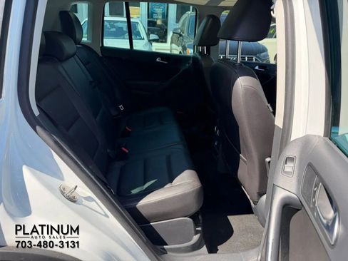 Used 2015 Volkswagen Tiguan SEL AWD/4WD image 15