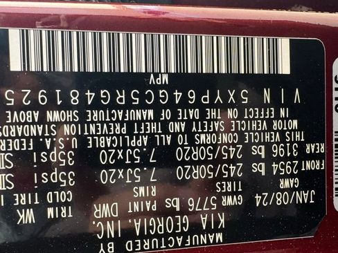 Used 2024 Kia Telluride S image 21