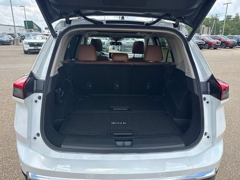 New 2026 Nissan Rogue Platinum w/ Platinum Premium Package AWD/4WD image 39