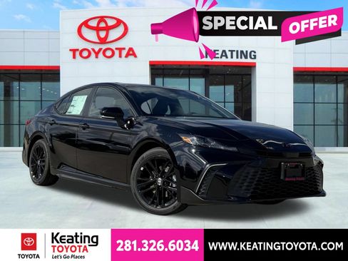 New 2026 Toyota Camry SE w/ Convenience Package FWD image 1