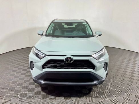 Used 2022 Toyota RAV4 XLE w/ Convenience Package AWD/4WD image 10