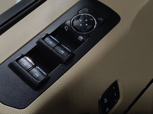 Used 2016 Ford F150 Lariat w/ Equipment Group 501A Mid image 27