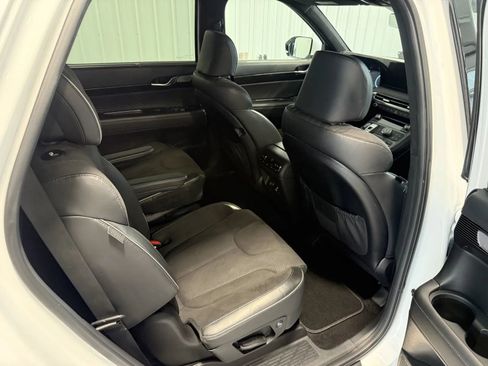 Used 2024 Hyundai Palisade Calligraphy image 22