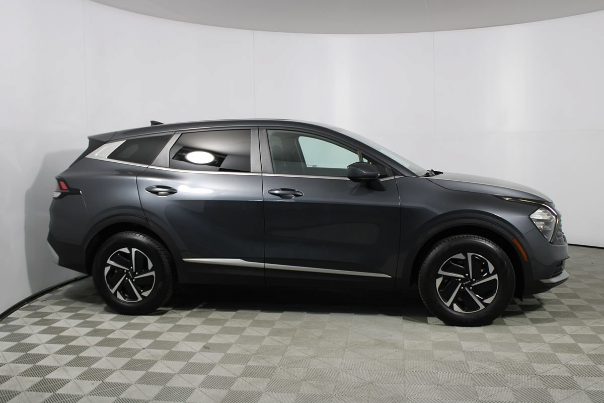 Used 2023 Kia Sportage LX AWD/4WD image 31
