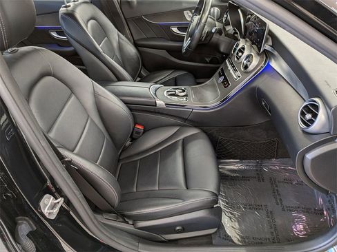 Used 2020 Mercedes-Benz C 300 4MATIC Sedan image 34