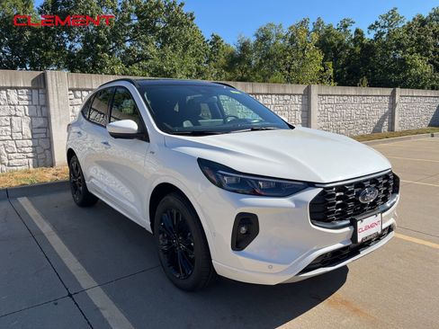 New 2024 Ford Escape ST-Line Elite w/ Premium Technology Package image 3