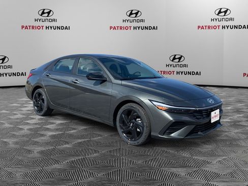 Used 2026 Hyundai Elantra Sport FWD image 1